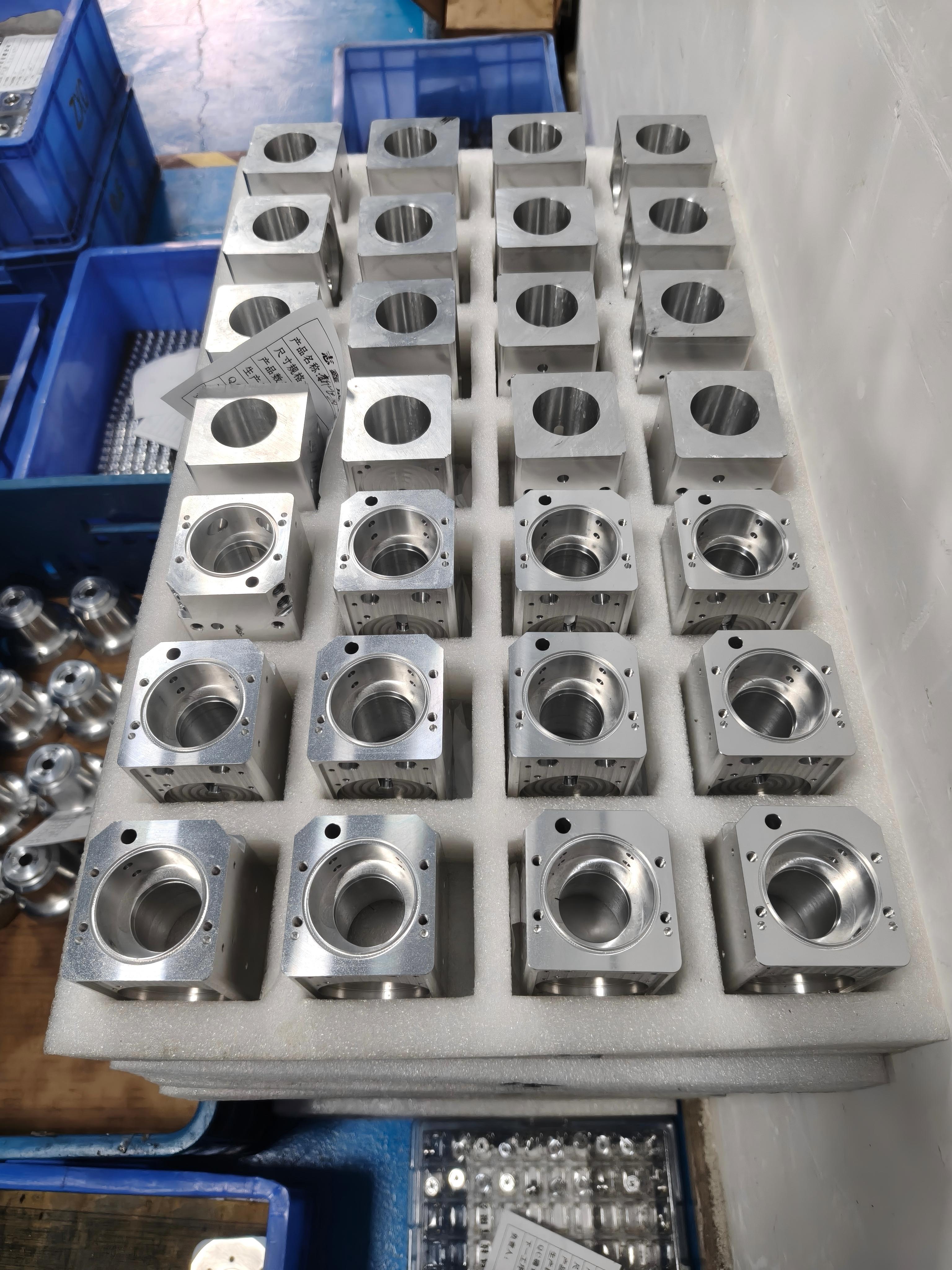 How to Choose a Partner for High-Precision Hardware Machining?